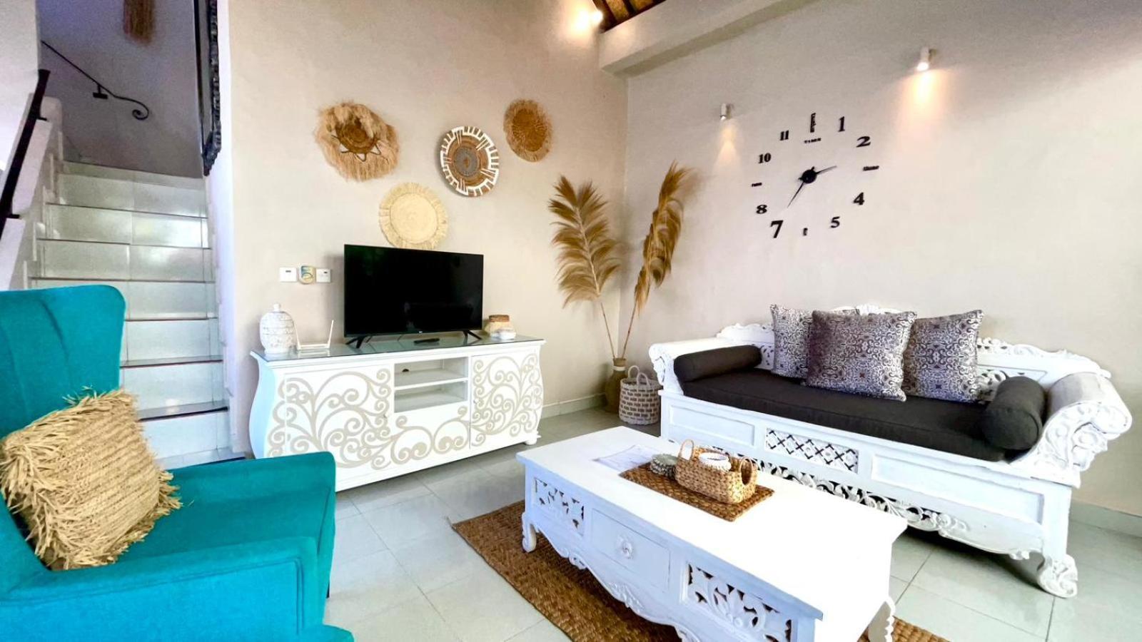 Frangipani Villa Seminyak Екстериор снимка