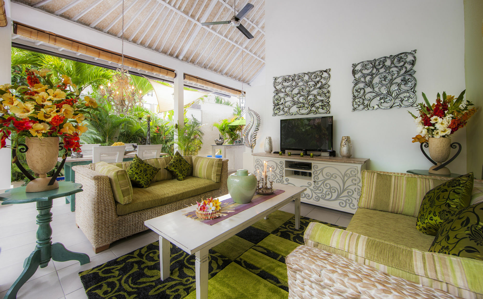 Frangipani Villa Seminyak Екстериор снимка